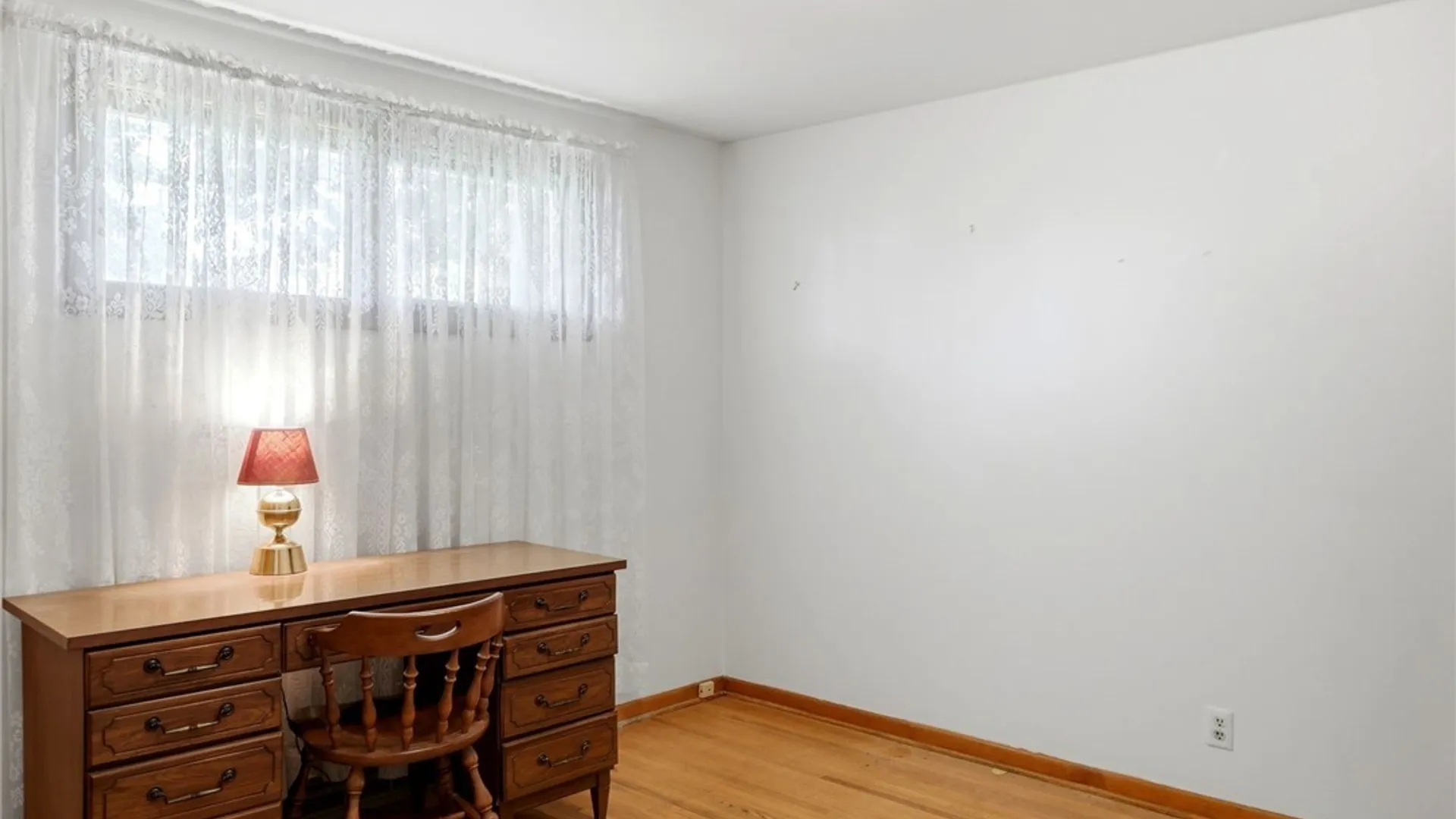Property at 17 Delphi Drive, Cheektowaga, NY 14227 20