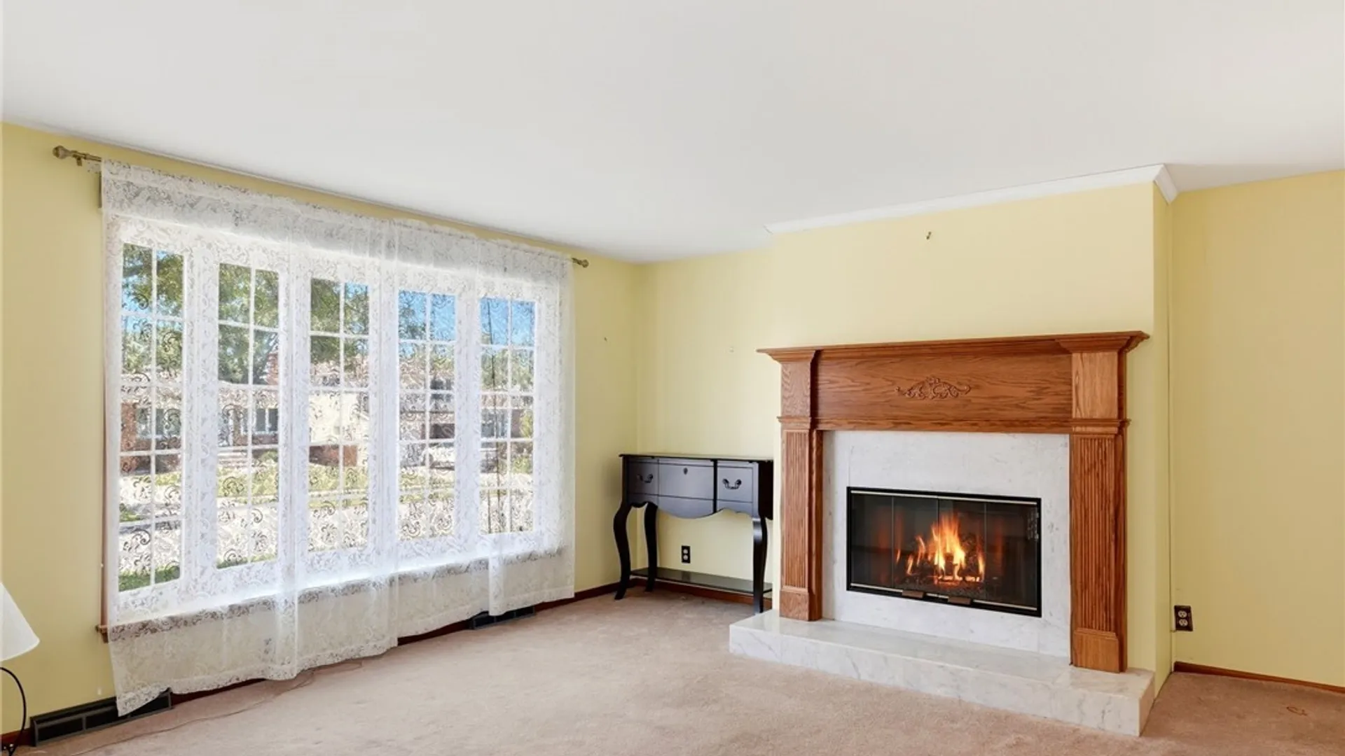 Property at 17 Delphi Drive, Cheektowaga, NY 14227 6