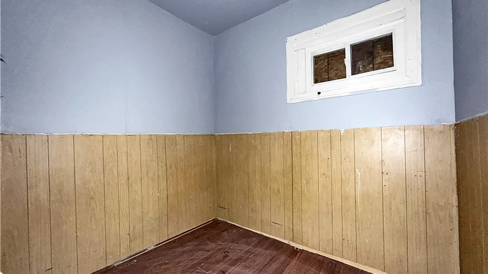 Property at 18 Helen Street, Buffalo, NY 14213 10