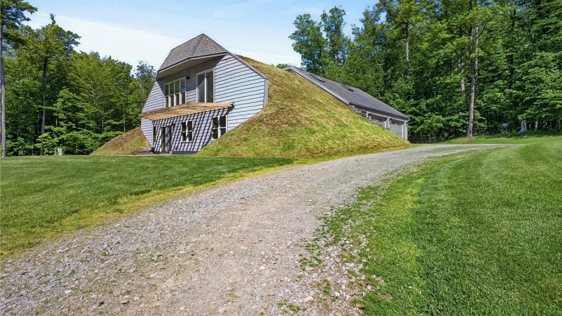 Property at 7121 Pittsford Palmyra Road, Perinton, NY 14450 3