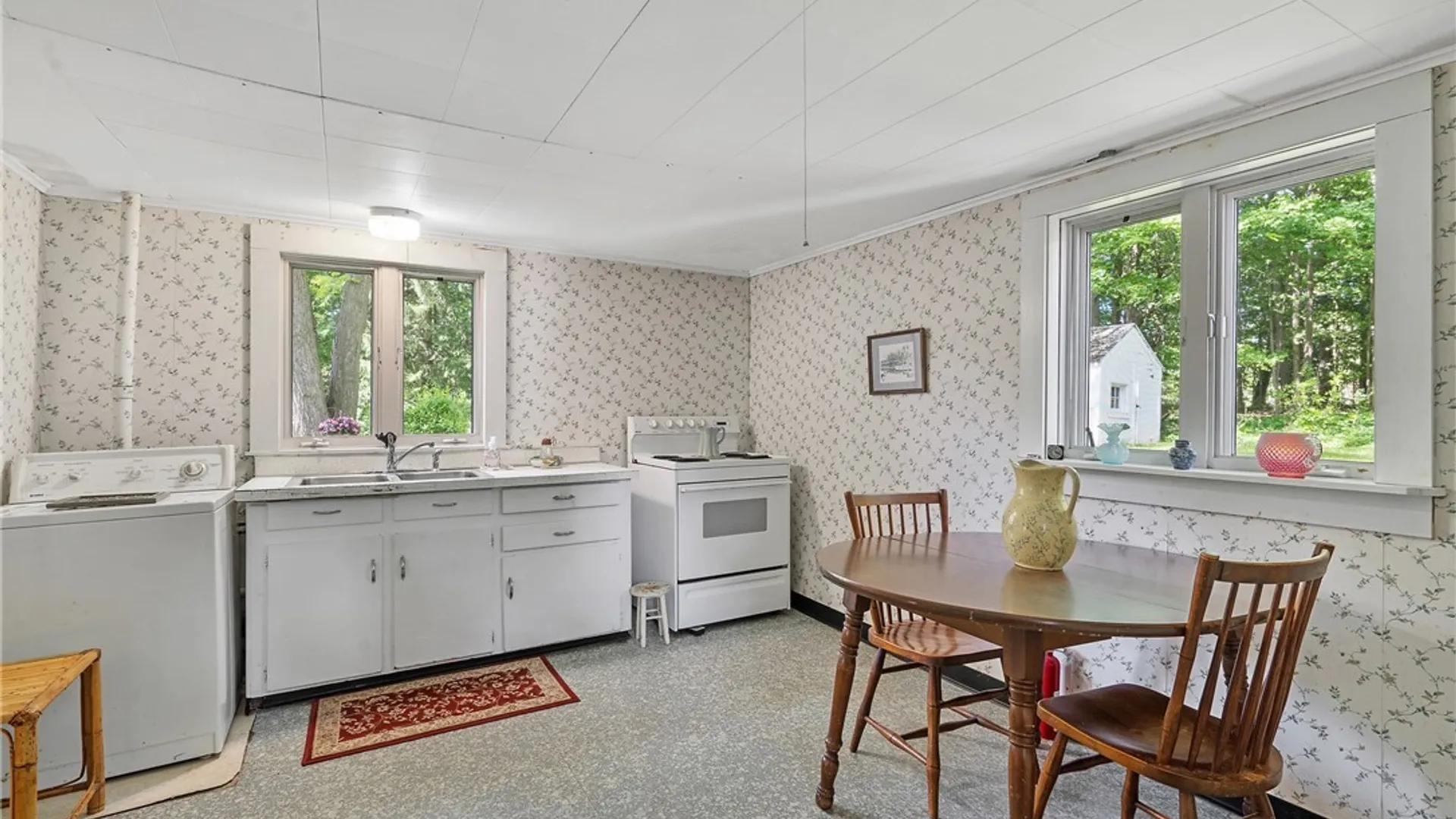 Property at 609 S Manlius Street, Manlius, NY 13066 13