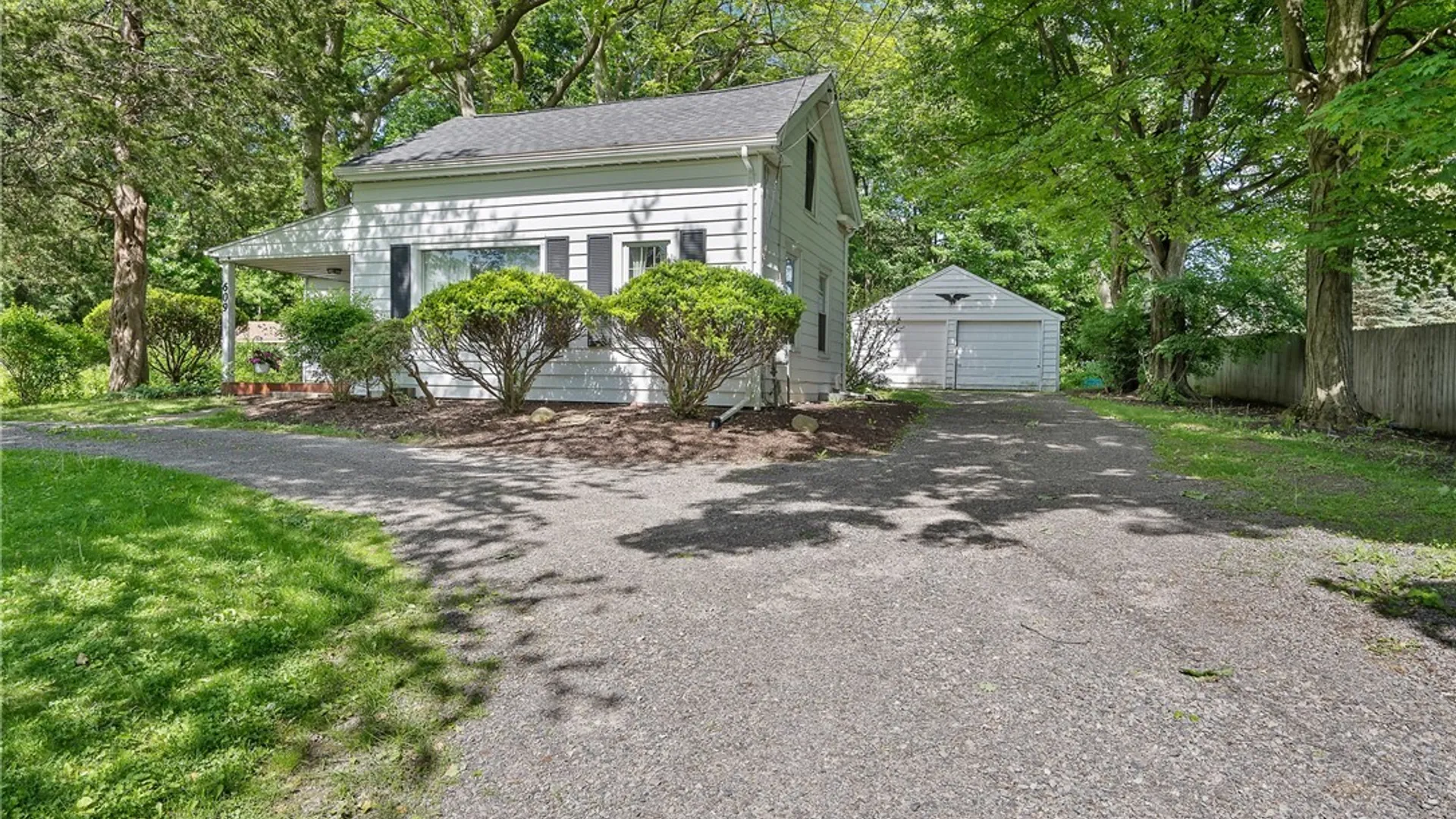 Property at 609 S Manlius Street, Manlius, NY 13066 2