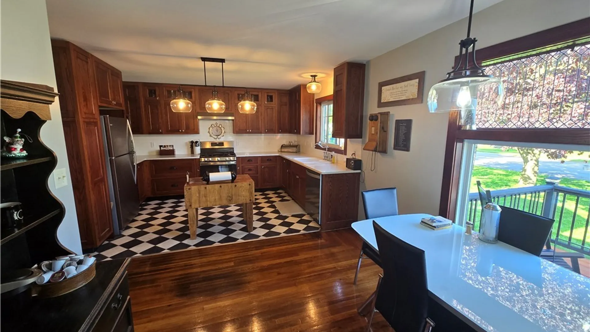 Property at 3005 Main St, Yorkshire, NY 14009 6