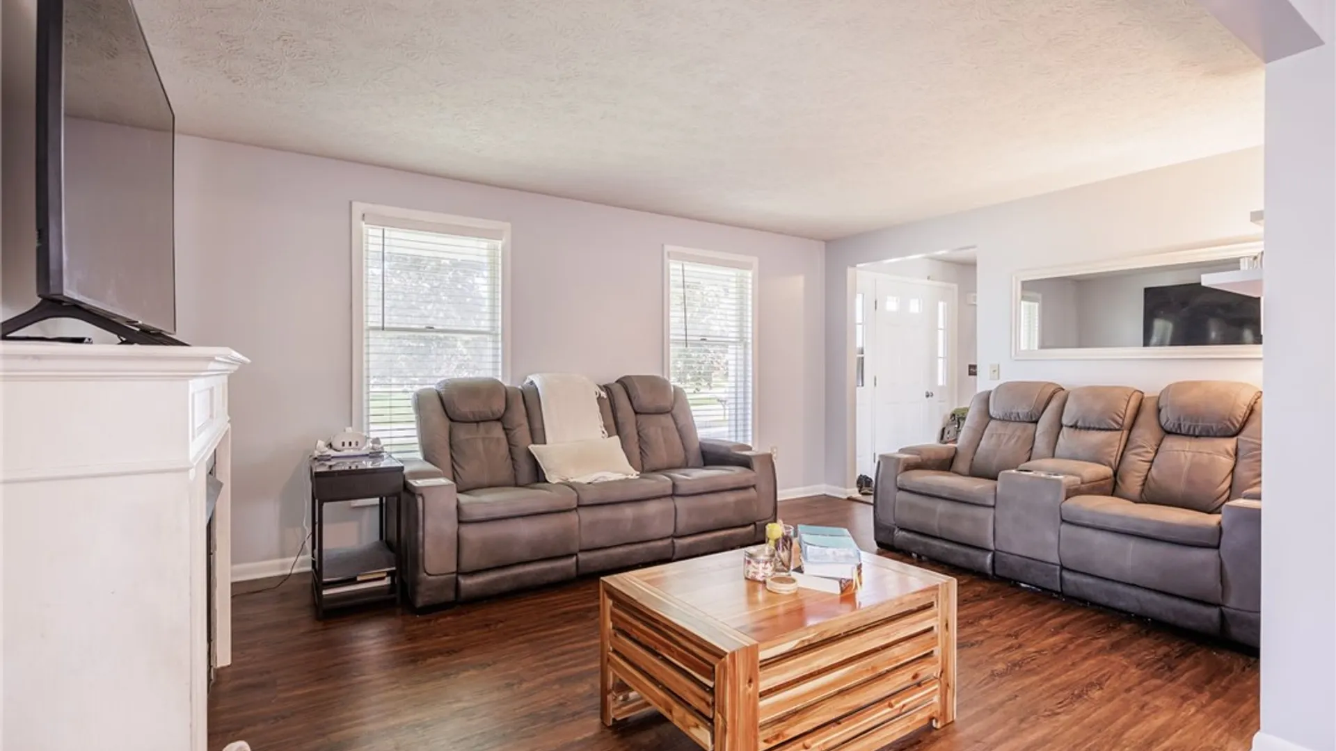 Property at 872 Guinevere Drive, Greece, NY 14626 16