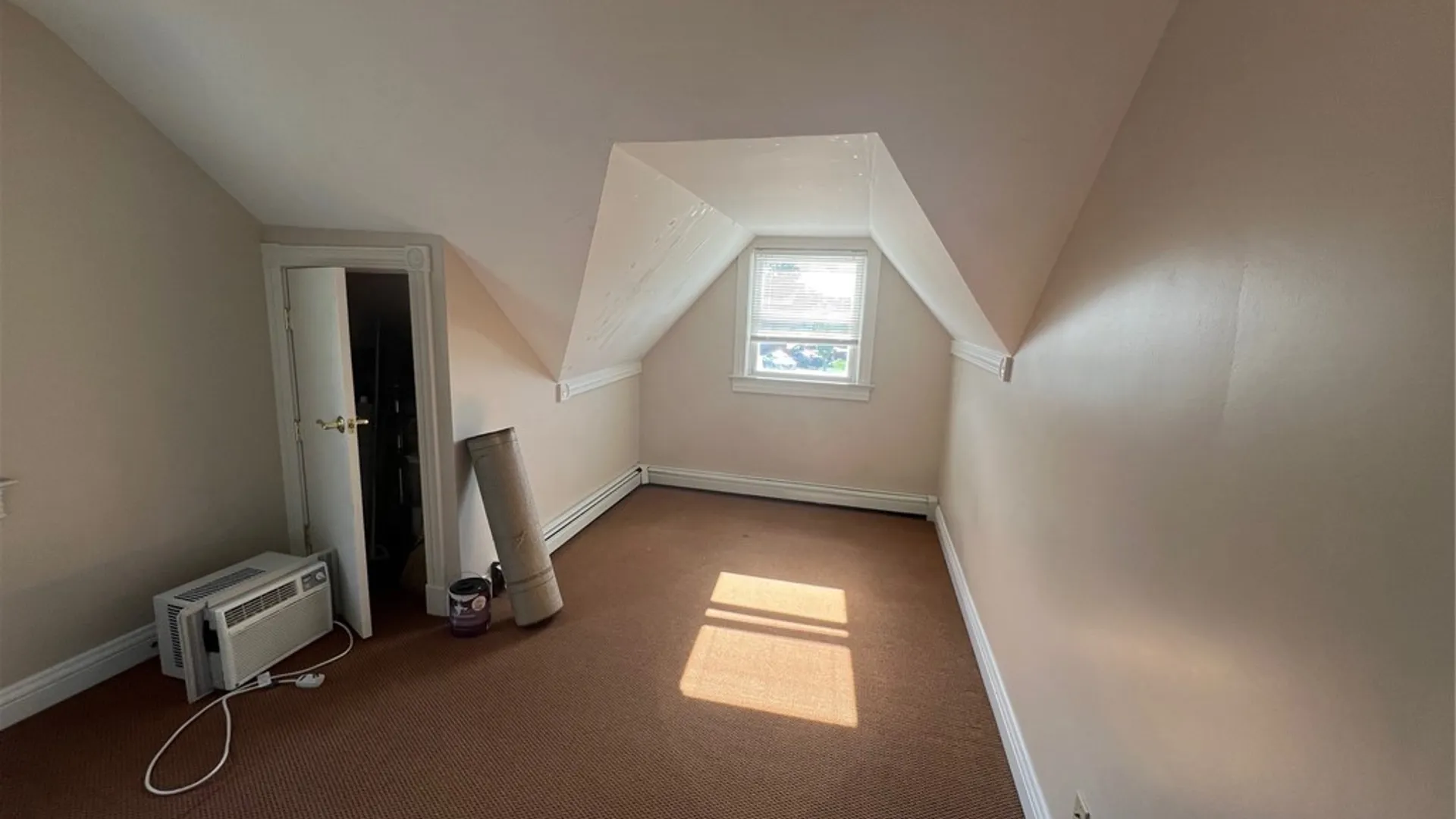 Property at 1698 Mt Hope Avenue, Rochester, NY 14620 10