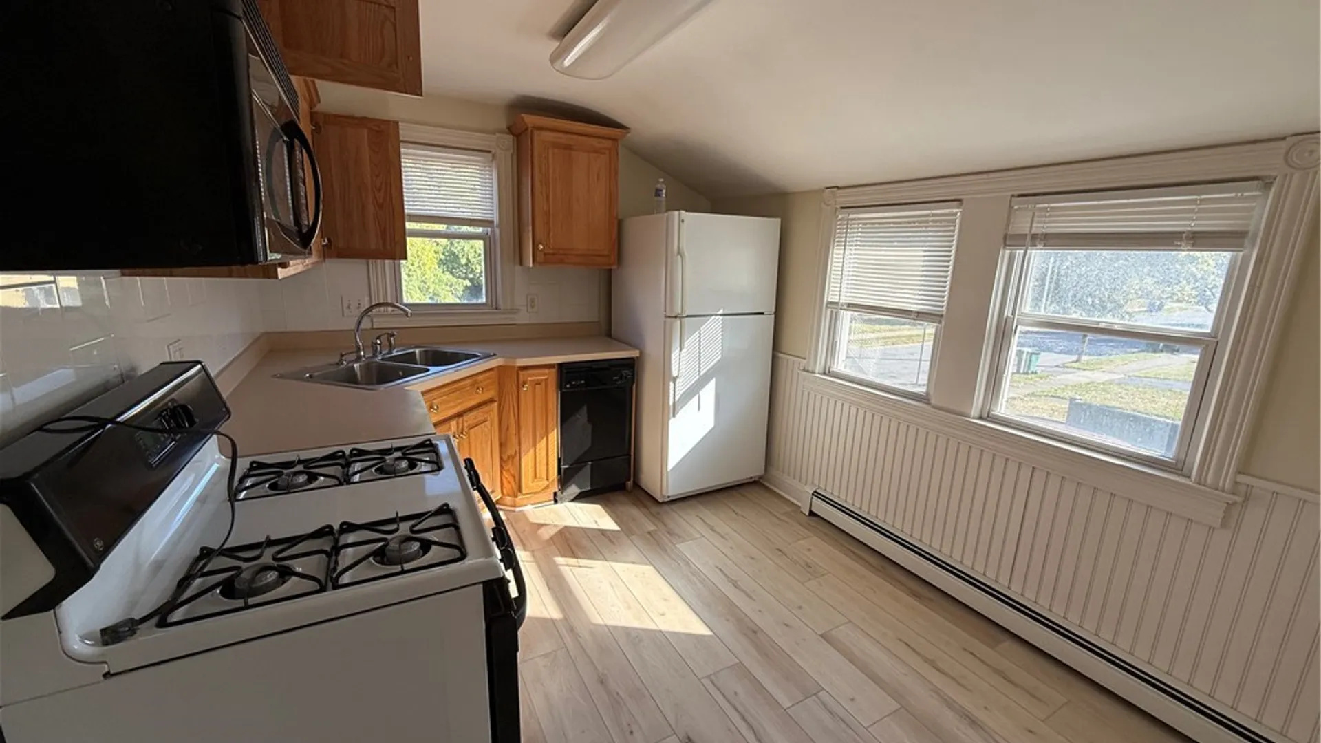 Property at 1698 Mt Hope Avenue, Rochester, NY 14620 5