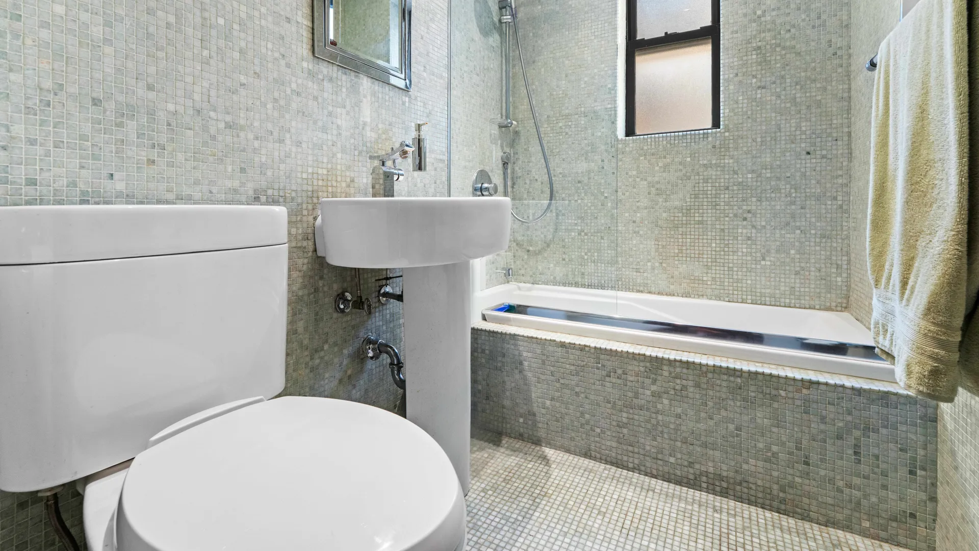 Property at 50 East 8th Street, New York, NY 10003 3