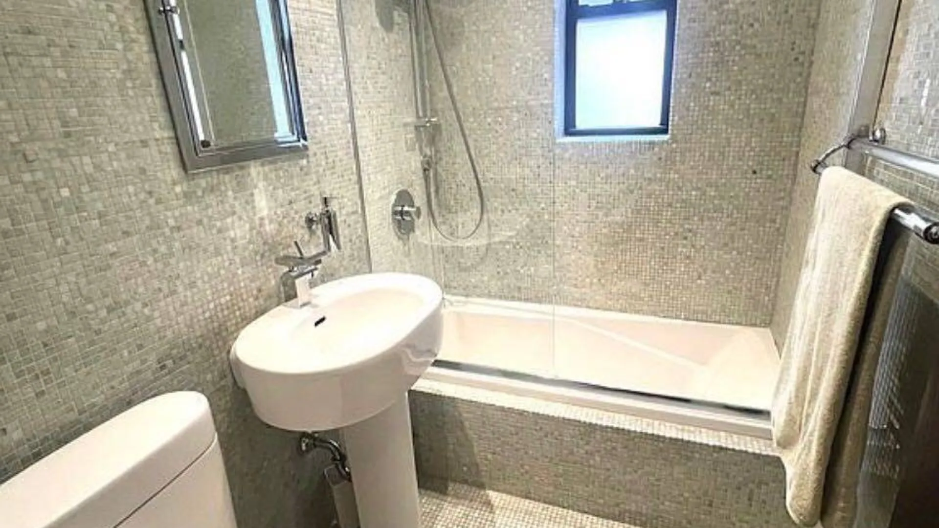 Property at 50 East 8th Street, New York, NY 10003 4