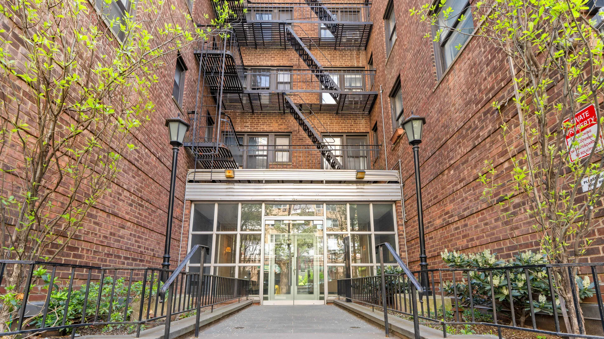 Property at 50 East 8th Street, New York, NY 10003 8