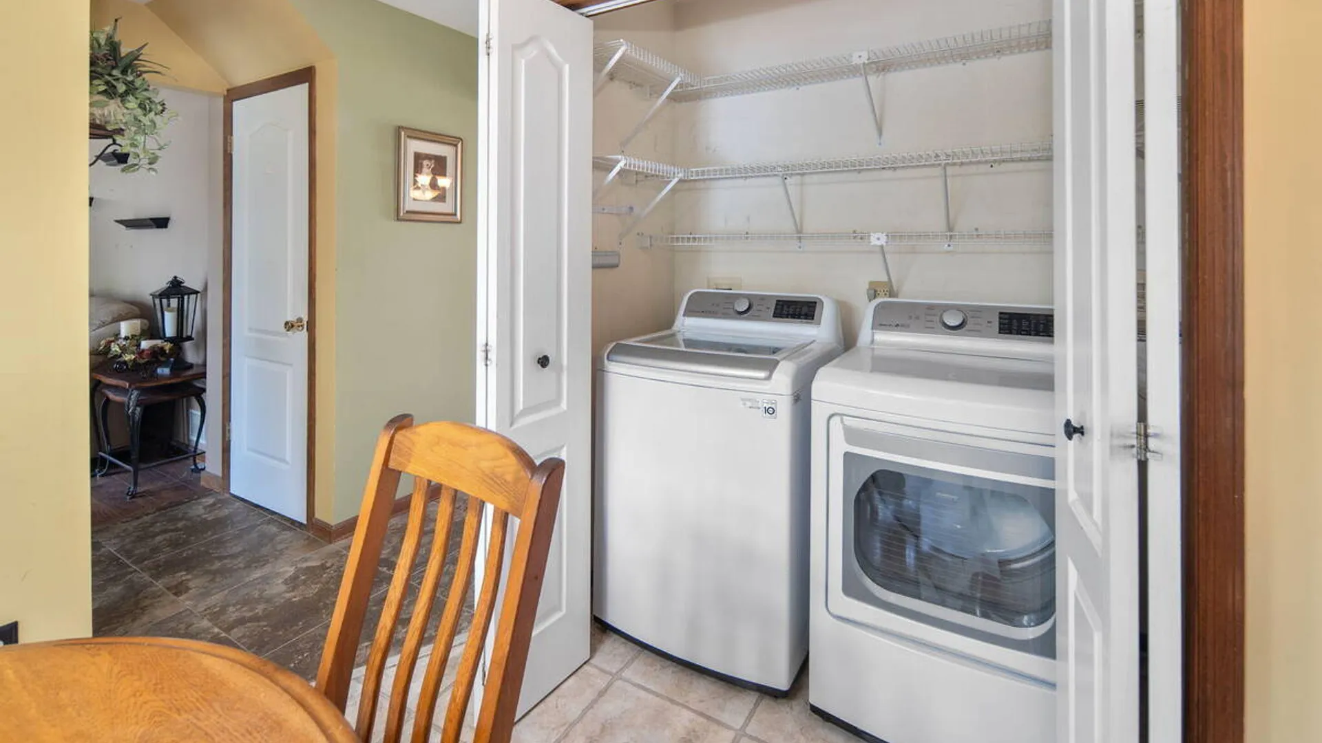 Property at 2 Cartwheel Drive, Scotia, NY 12302 14