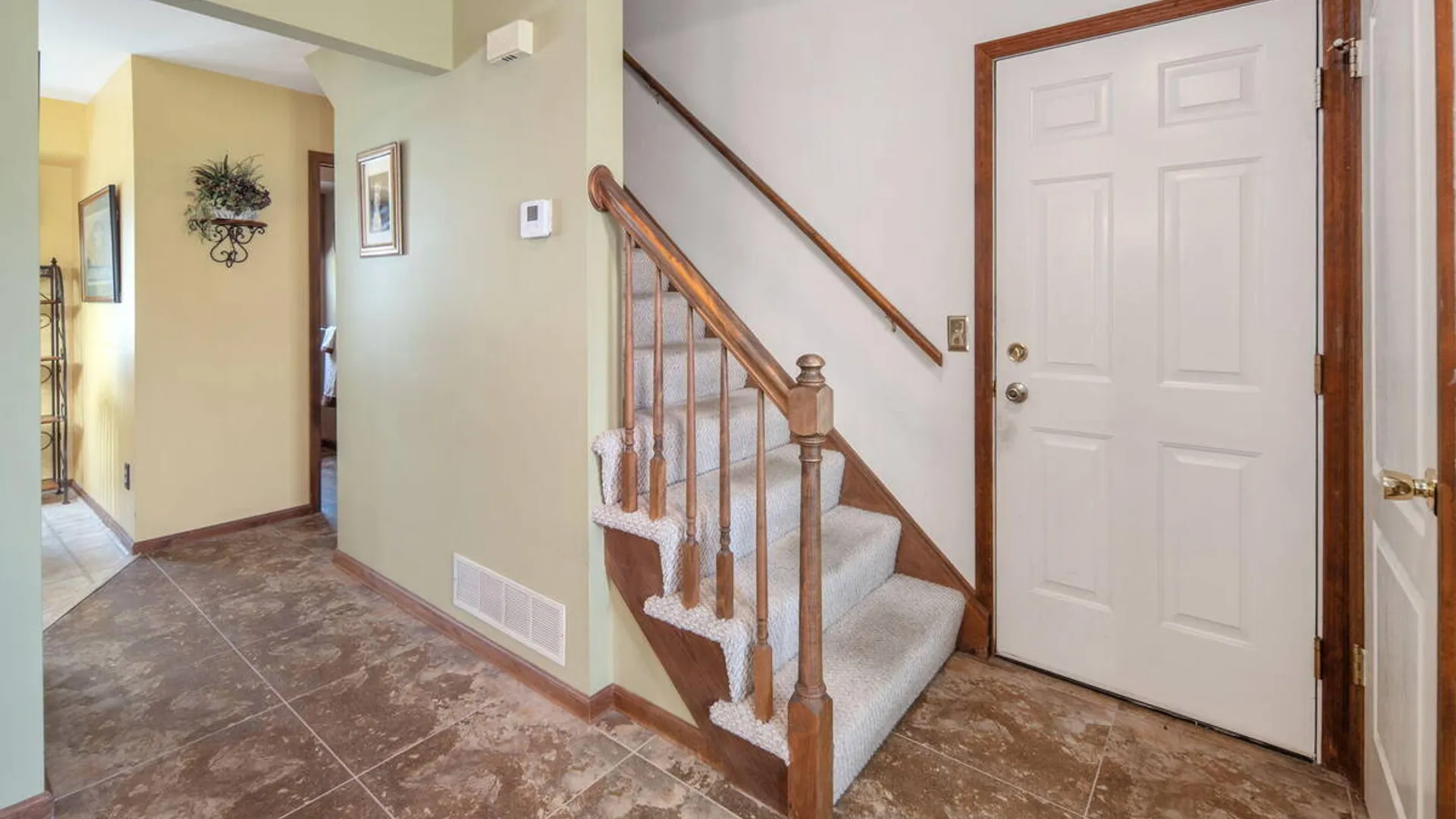 Property at 2 Cartwheel Drive, Scotia, NY 12302 18