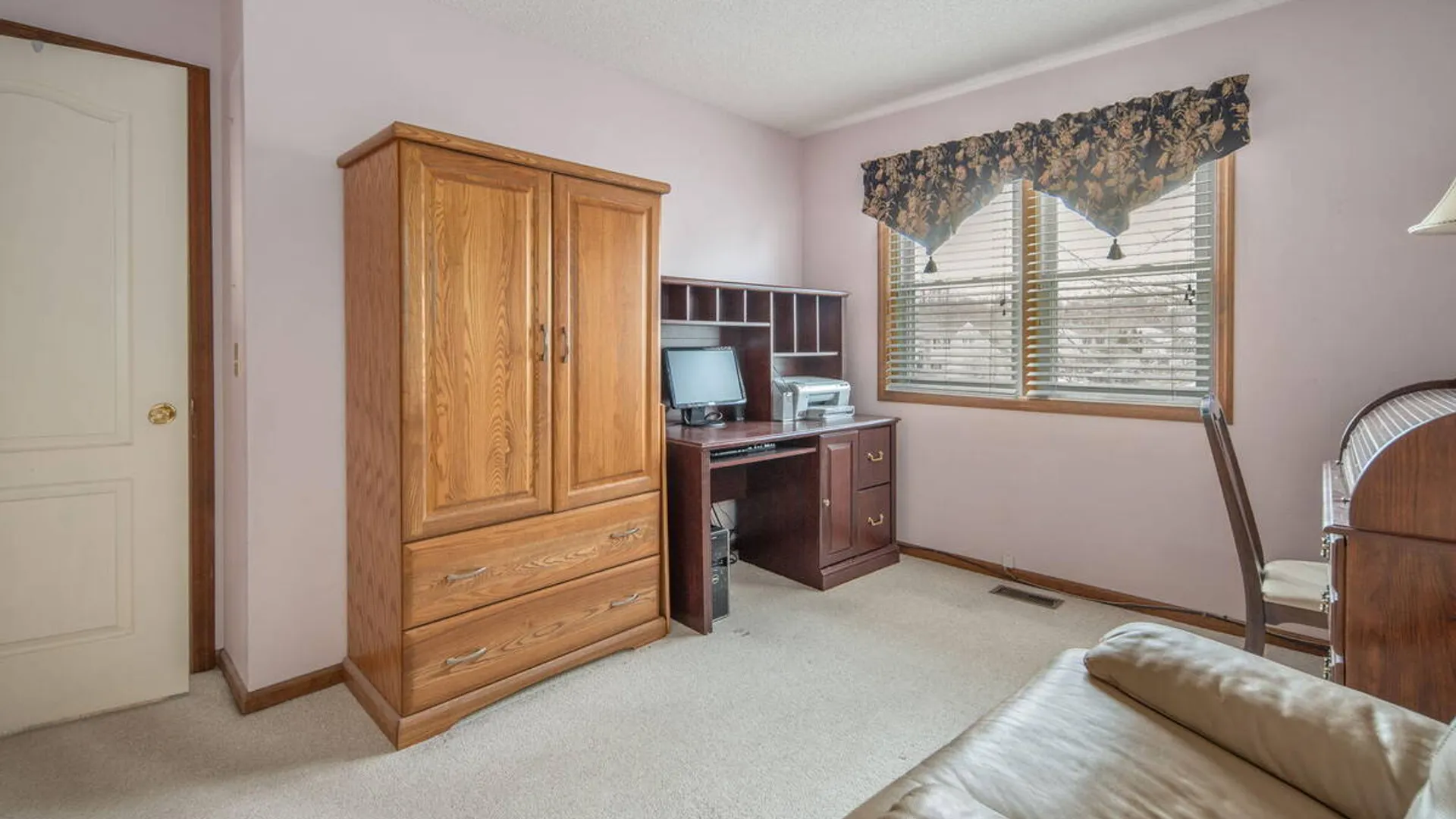 Property at 2 Cartwheel Drive, Scotia, NY 12302 25