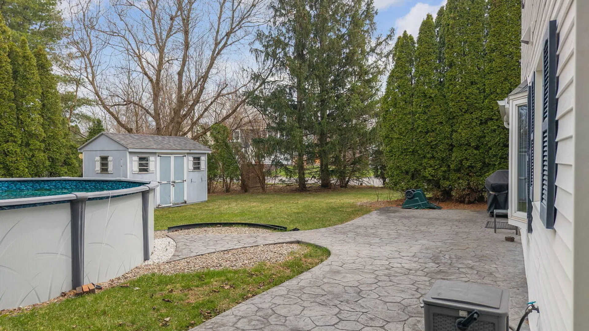 Property at 2 Cartwheel Drive, Scotia, NY 12302 32