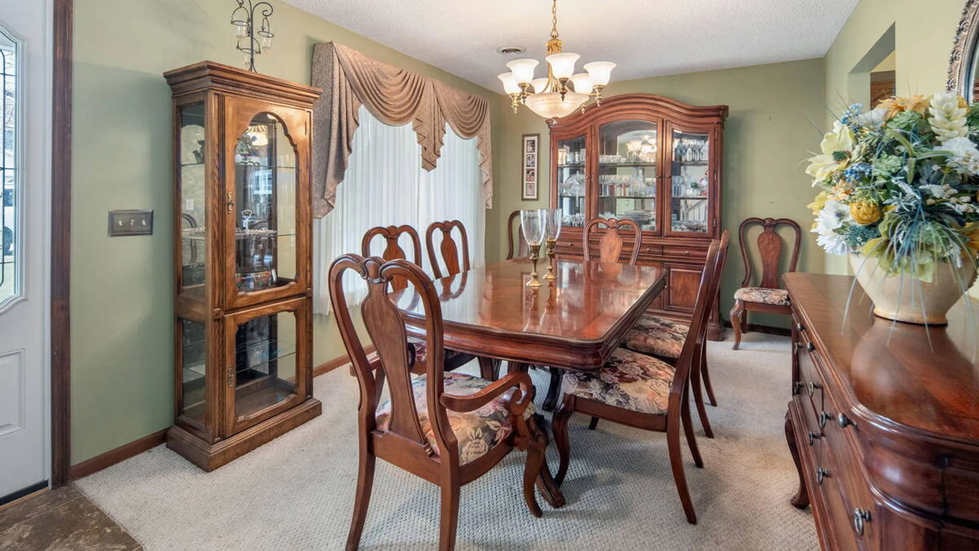 Property at 2 Cartwheel Drive, Scotia, NY 12302 6