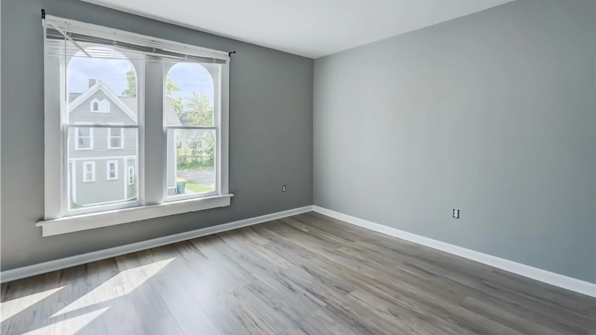 Property at 38 Tracy Street, Rochester, NY 14607 16