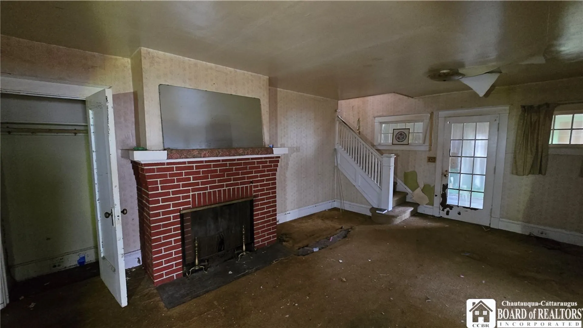 Property at 314 Harding Avenue, Jamestown, NY 14701 6