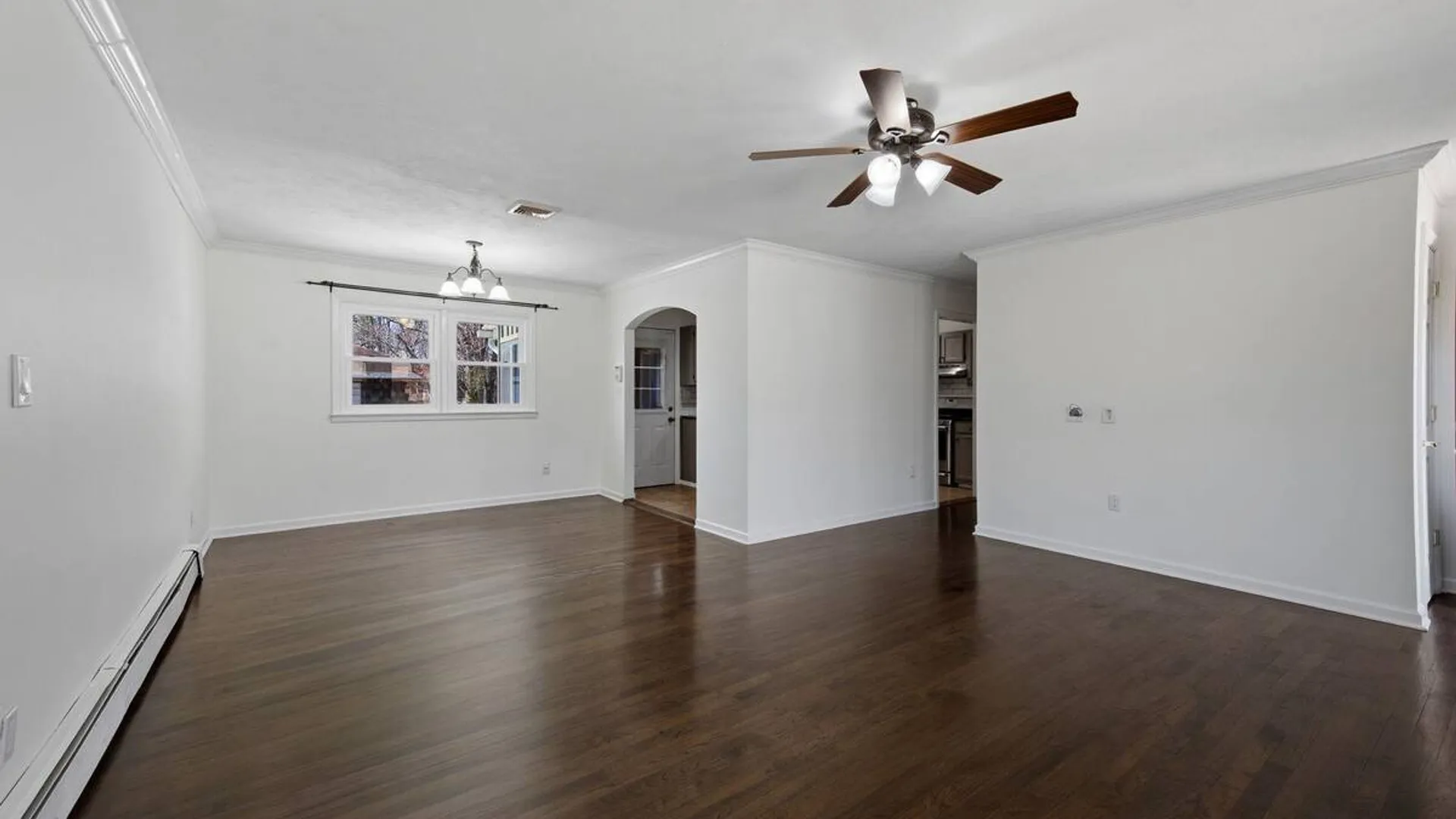 Property at 310 Jamaica Avenue, Medford, NY 11763 3