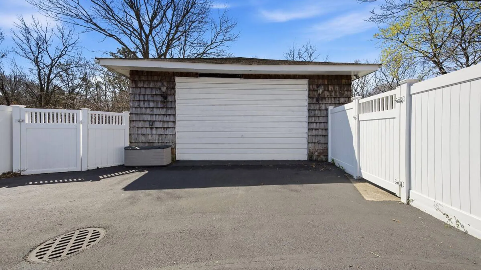 Property at 310 Jamaica Avenue, Medford, NY 11763 27