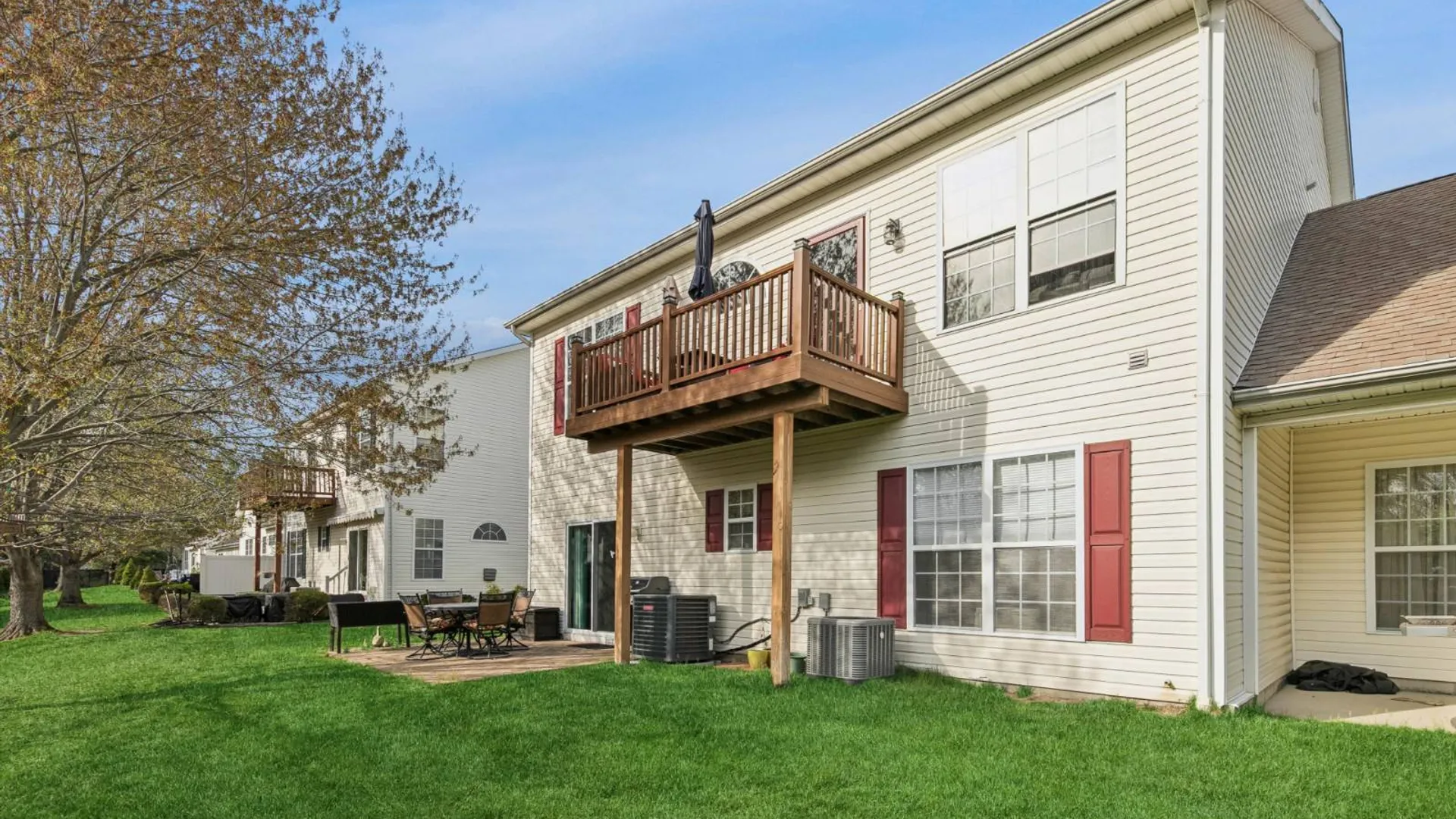 Property at 17 Constantine Way, Mount Sinai, NY 11766 31