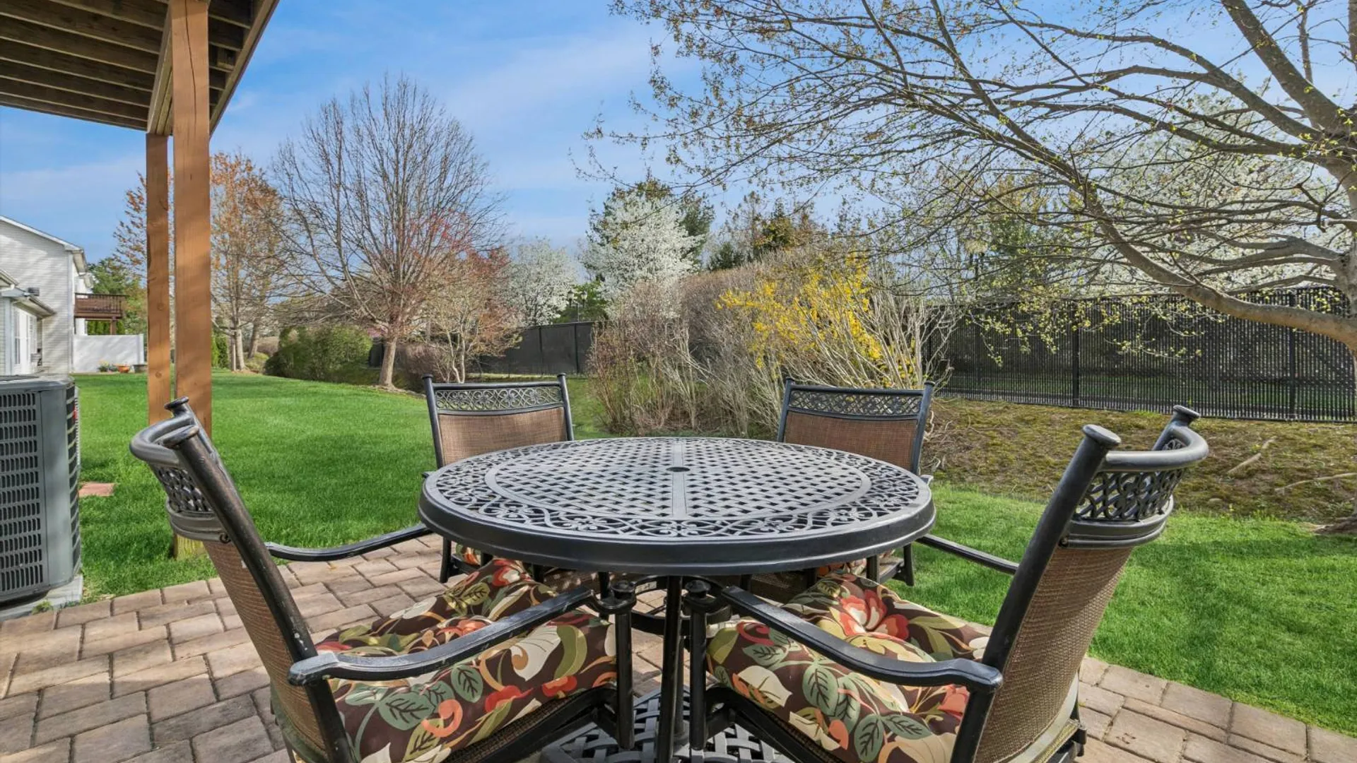 Property at 17 Constantine Way, Mount Sinai, NY 11766 34