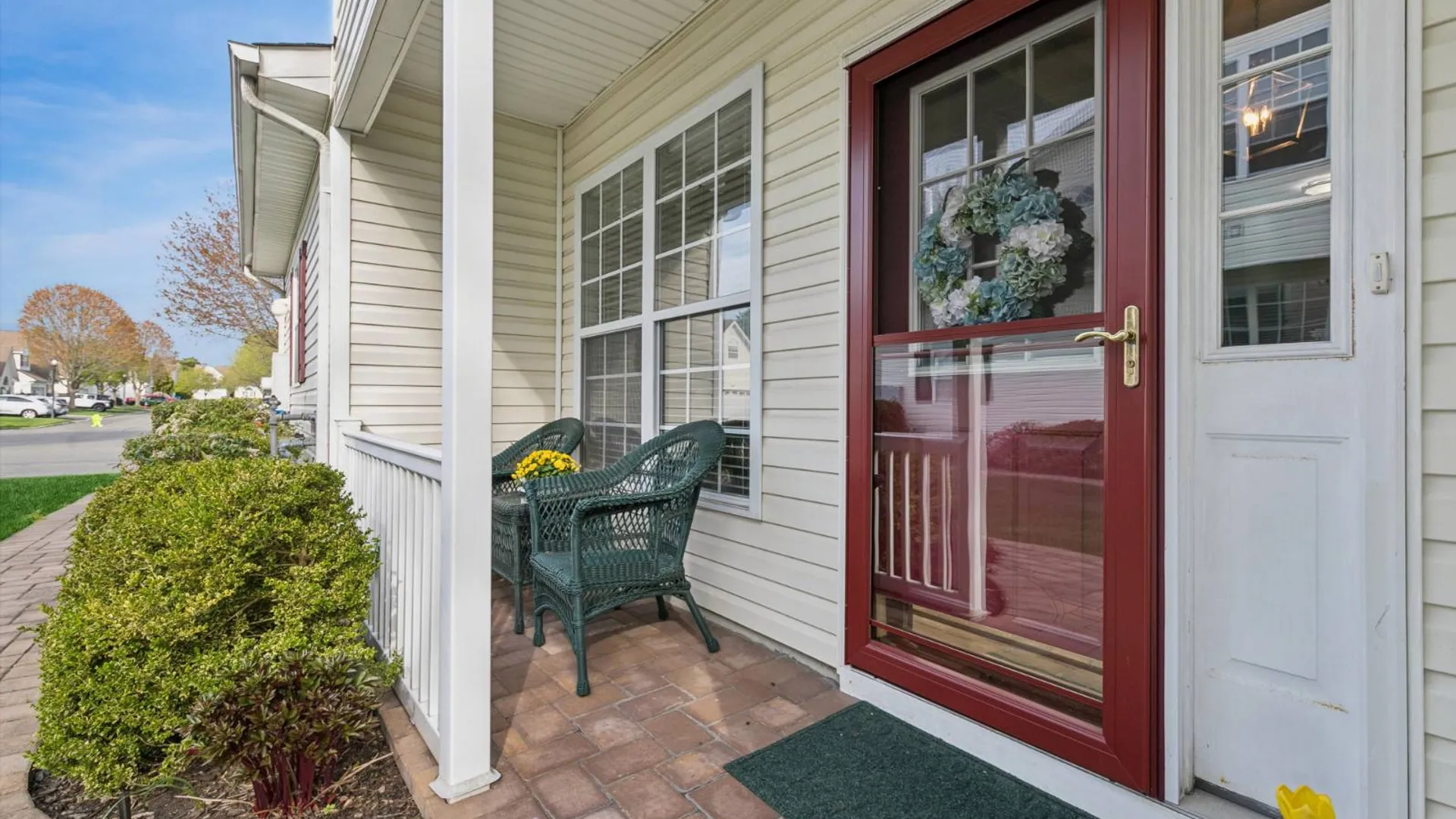 Property at 17 Constantine Way, Mount Sinai, NY 11766 4