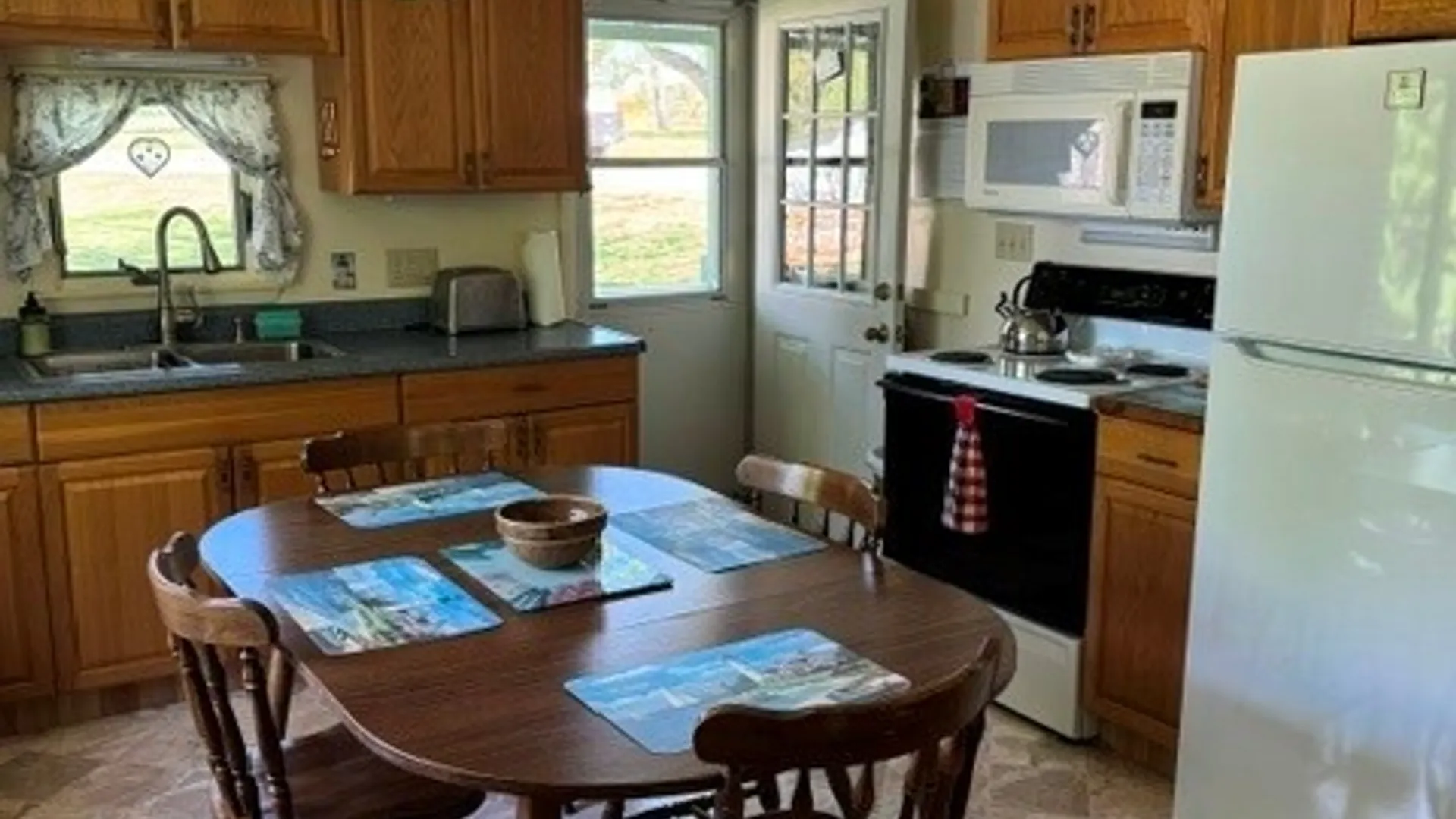 Property at 35539 State Route 12e, Cape Vincent, NY 13618 16