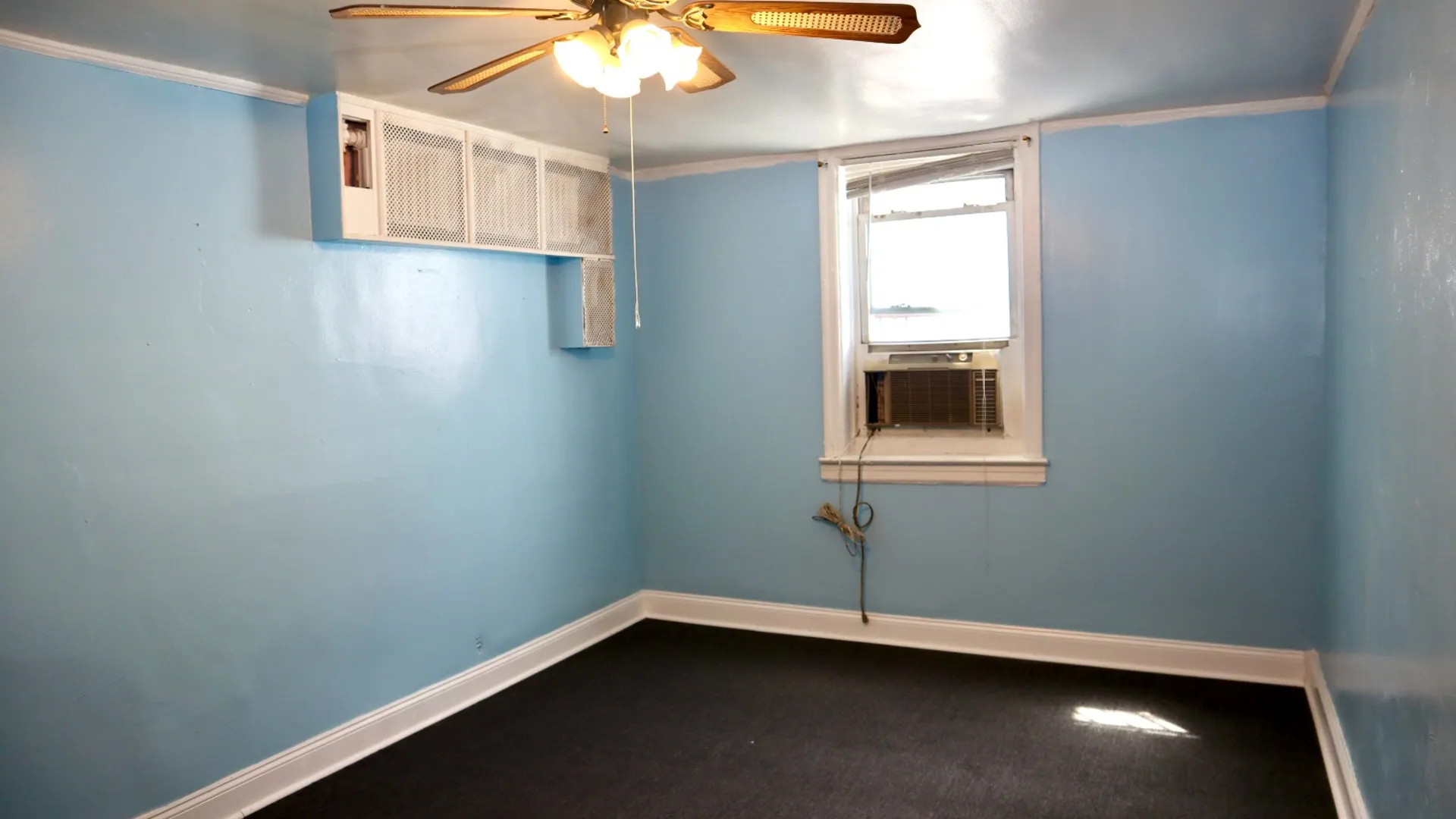Property at 244 E 49th St, Brooklyn, NY 11203 13