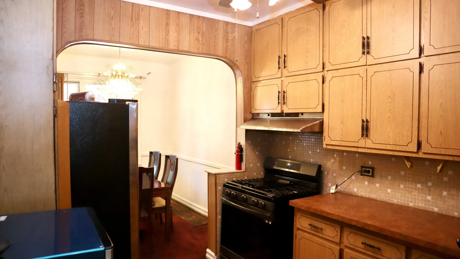 Property at 244 E 49th St, Brooklyn, NY 11203 9