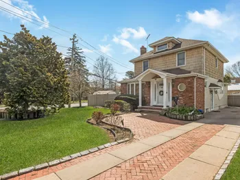 Property at 1018 Cottage Pl, Baldwin, NY 11510
