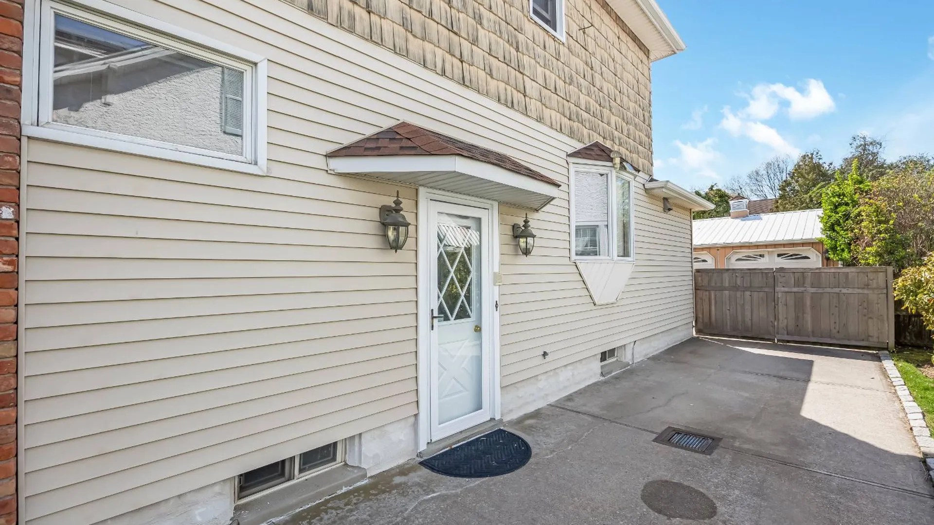 Property at 1018 Cottage Pl, Baldwin, NY 11510 21