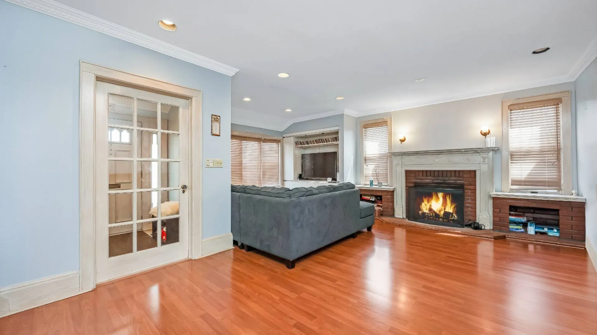 Property at 1018 Cottage Pl, Baldwin, NY 11510 6
