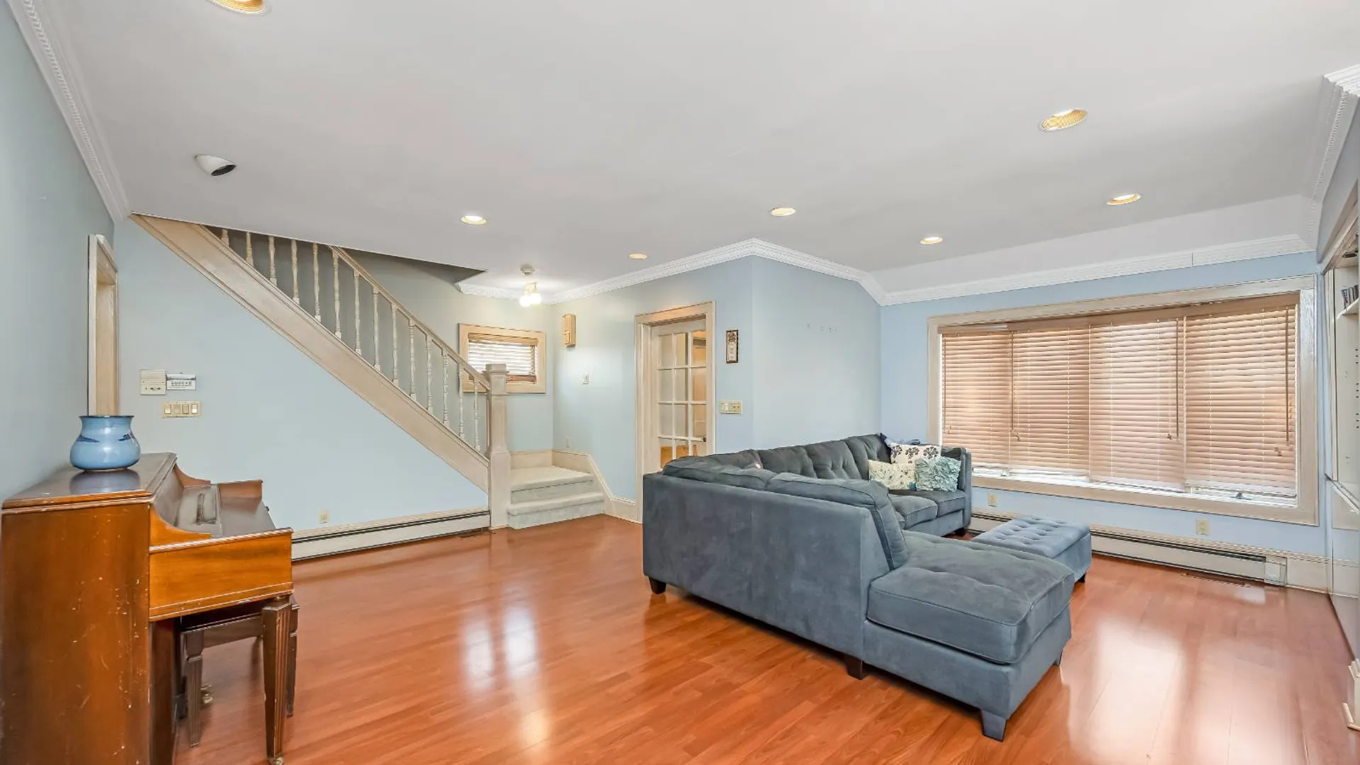 Property at 1018 Cottage Pl, Baldwin, NY 11510 7