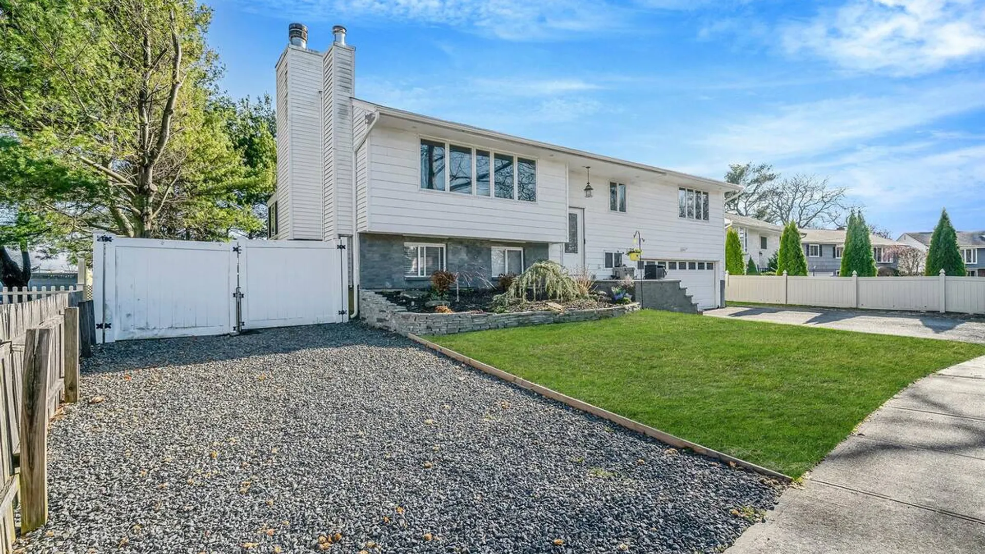 Property at 104 Colonial Street, East Northport, NY 11731 31