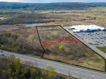 Property at 2 Lowes blvd, Herkimer, NY 13350