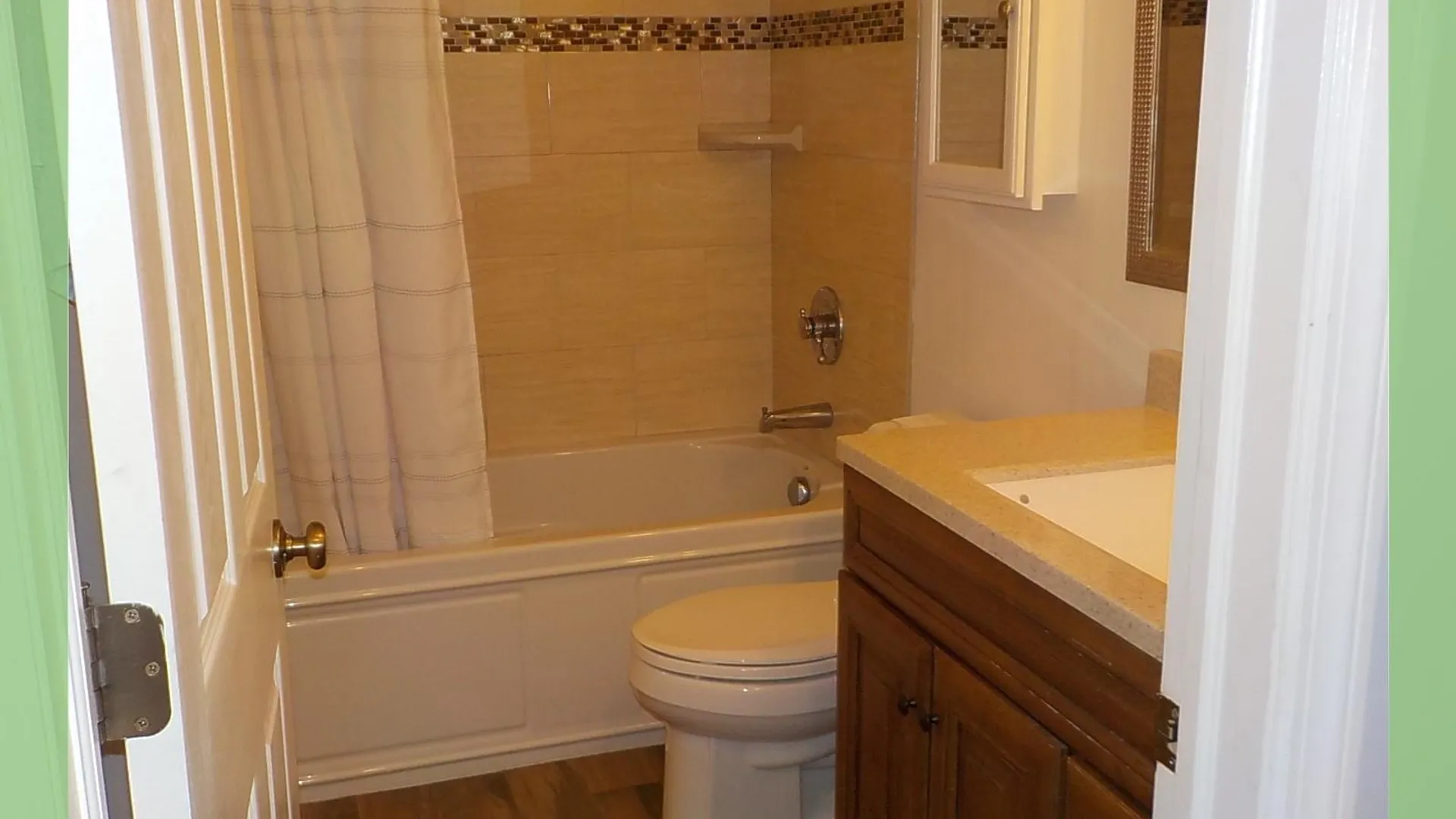 Property at 120 Mohawk Drive, Brightwaters, NY 11718 10