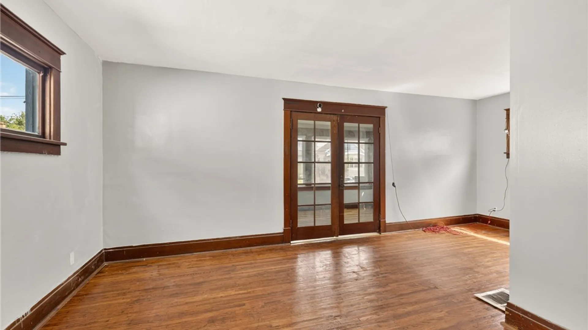 Property at 89 Andover Avenue, Buffalo, NY 14215 7