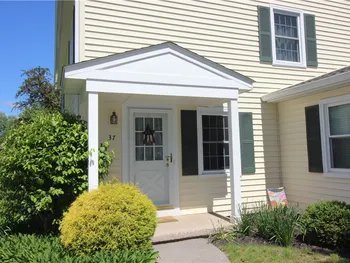 Property at 37 Heron Way, Perinton, NY 14450