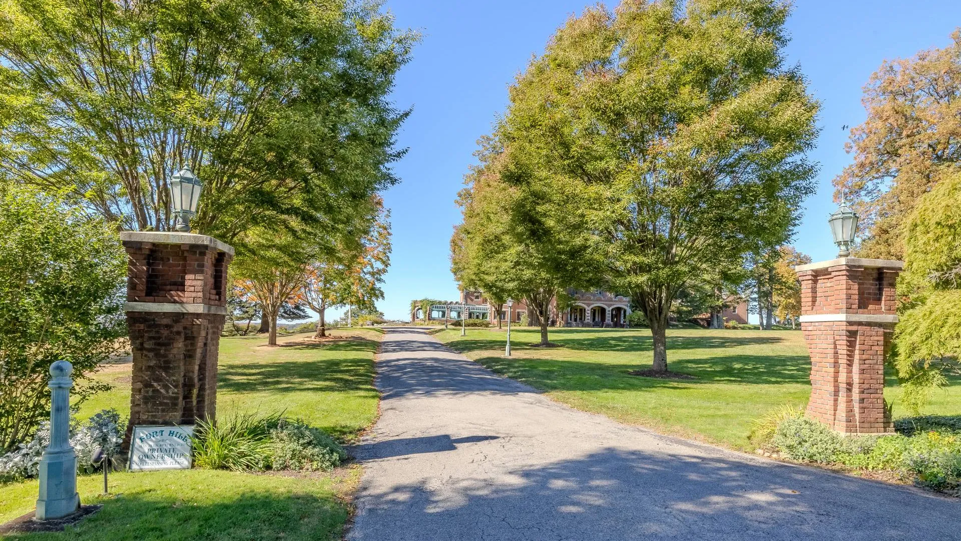 Property at 31 FORT HILL DR, Lloyd Harbor, NY 11743 49