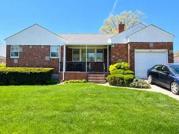 63-20 255th Street, Little Neck, NY 11362