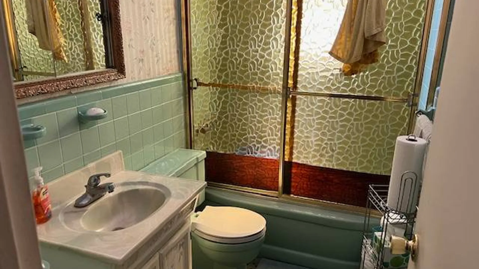 Property at 63-20 255th Street, Little Neck, NY 11362 8
