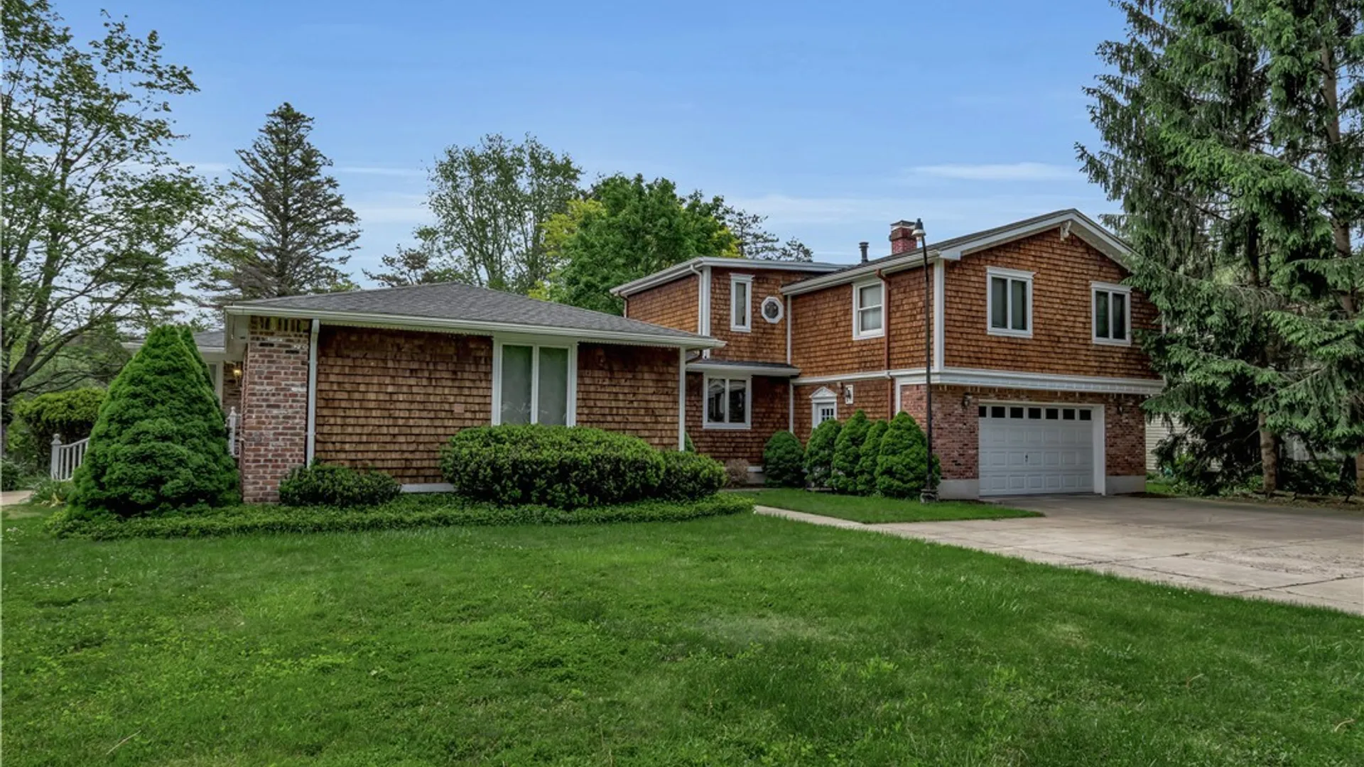 Property at 8165 Miles Road, Clarence, NY 14051 2