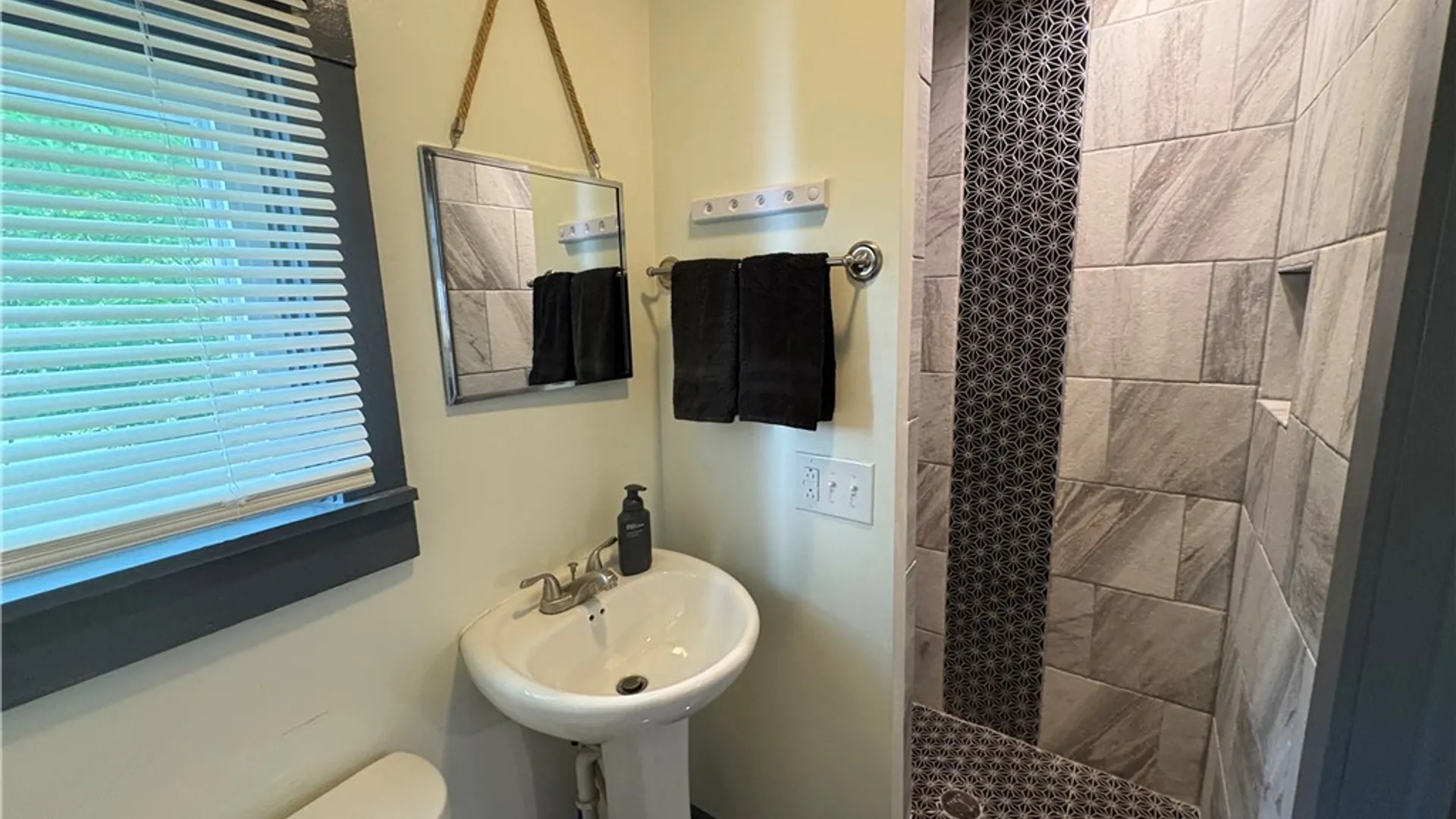 Property at 12 South Street, Manchester, NY 14432 16