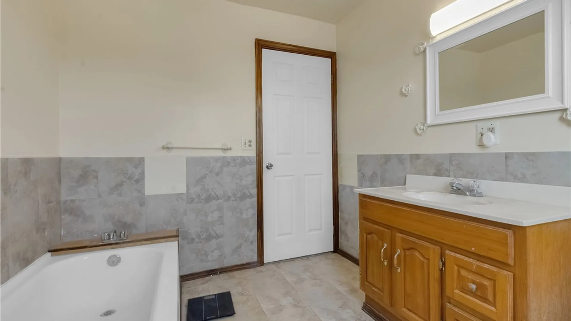 Property at 3027 Petroleum Street, Niagara, NY 14305 29