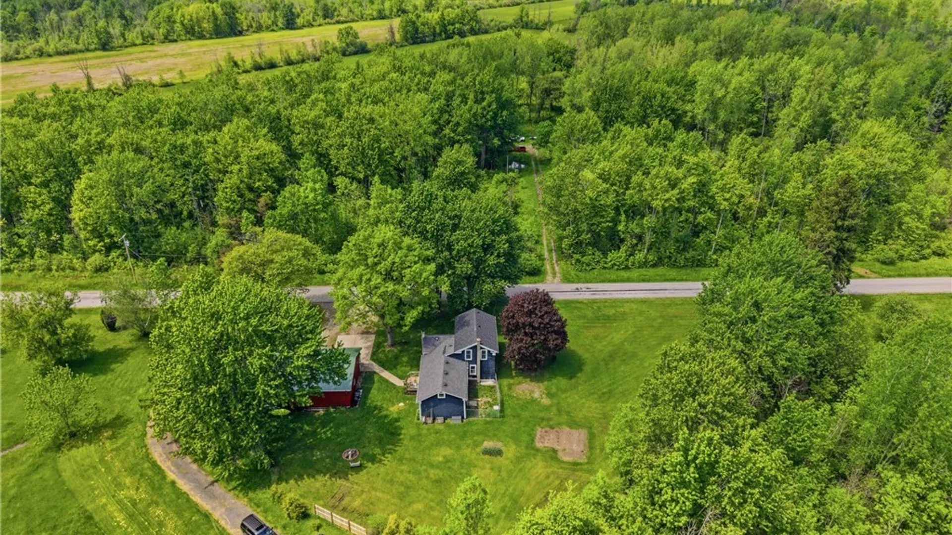 Property at 8840 Fisk Road, Royalton, NY 14001 41