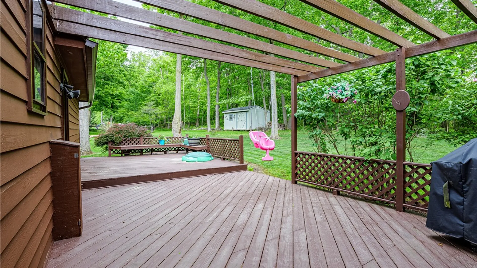 Property at 8 Great Garland, Perinton, NY 14450 44