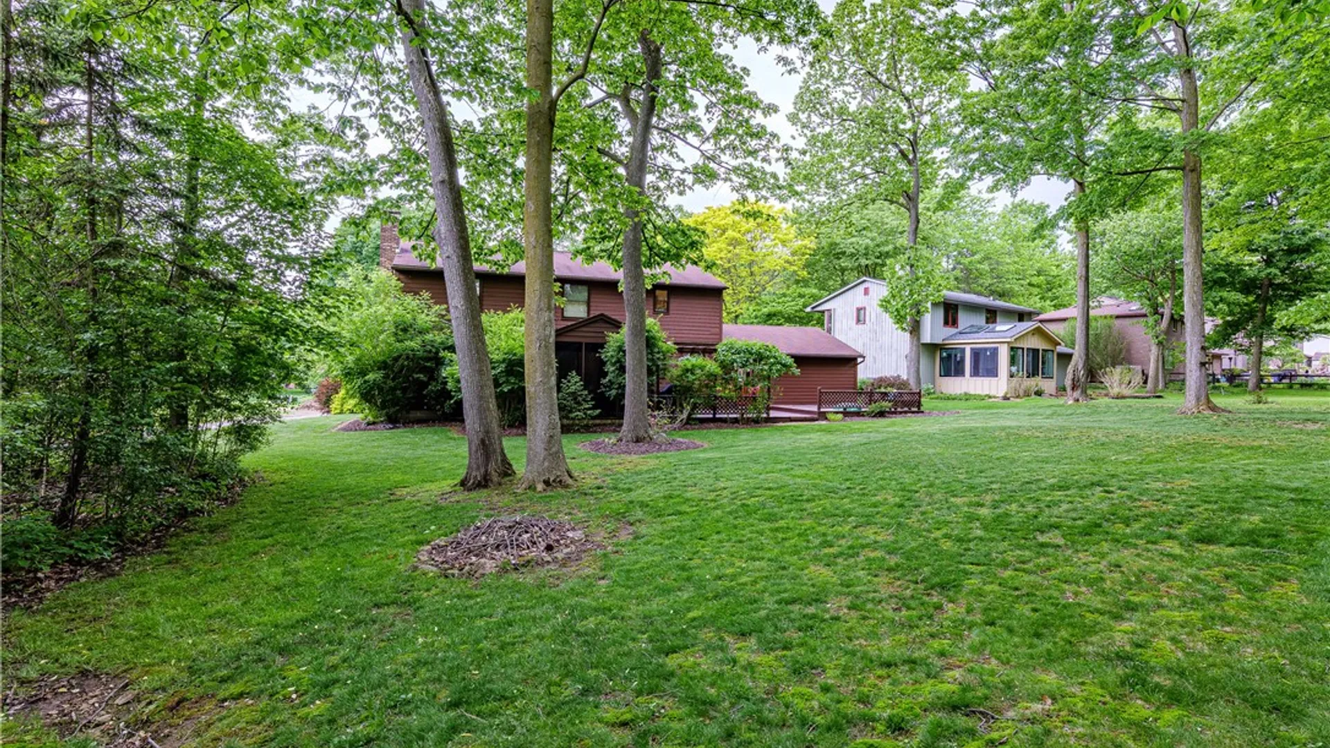 Property at 8 Great Garland, Perinton, NY 14450 47