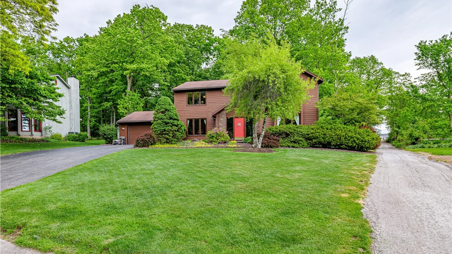 Property at 8 Great Garland, Perinton, NY 14450 50