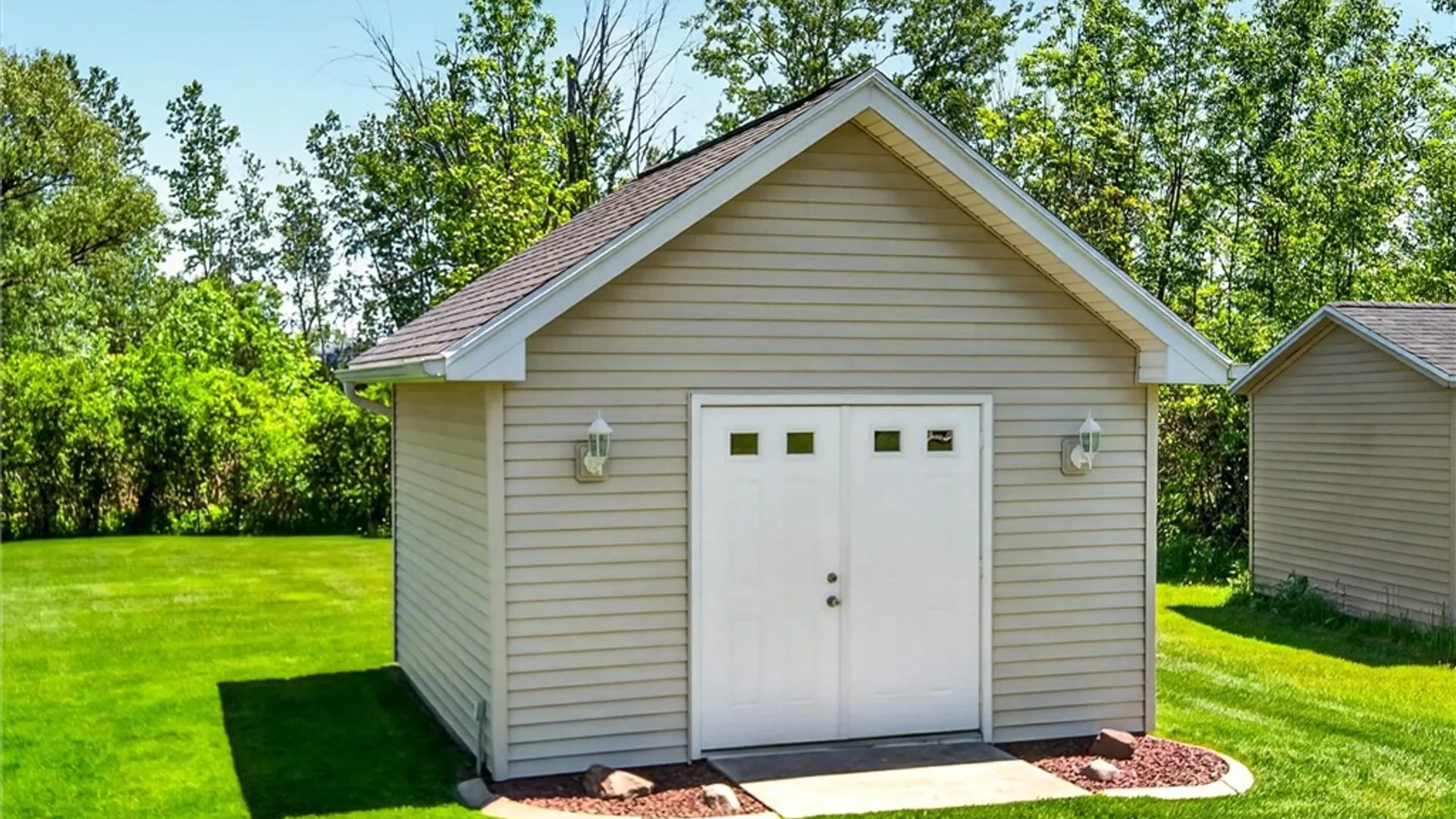 Property at 182 Timarron Trl, Greece, NY 14612 14