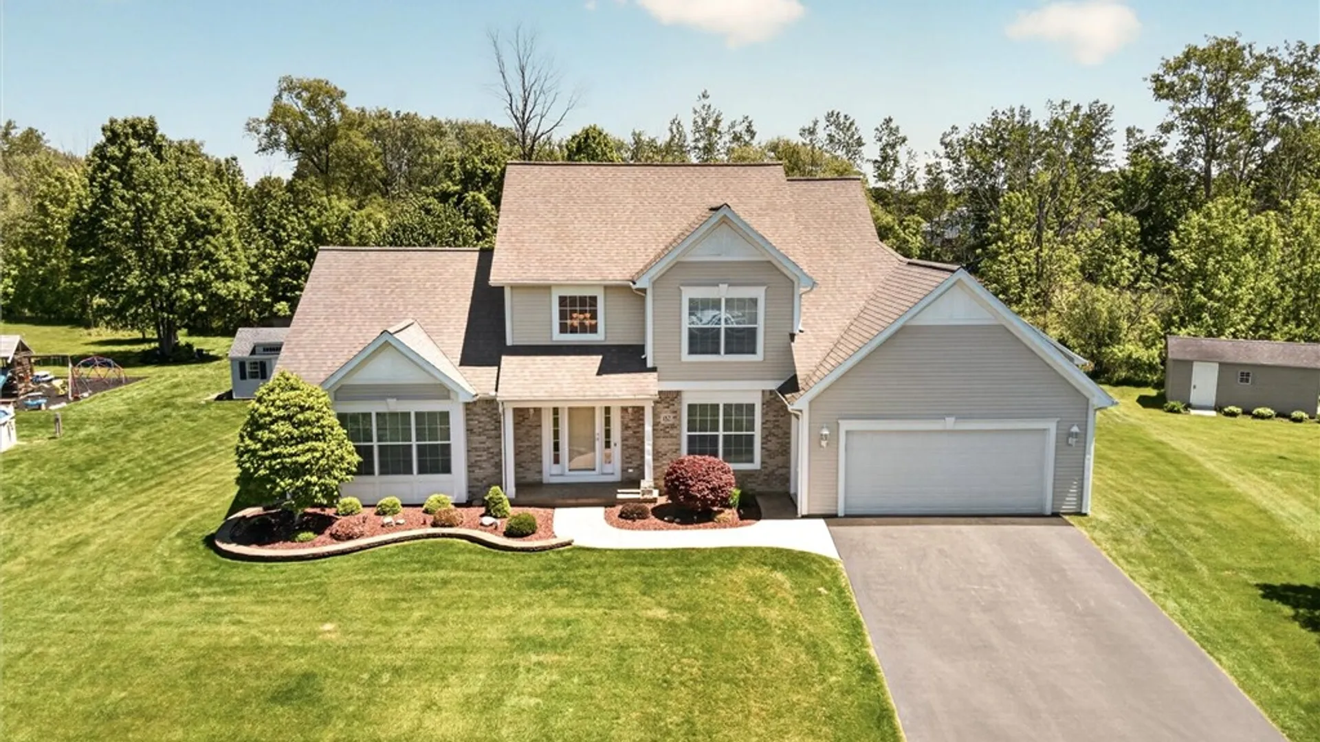 Property at 182 Timarron Trl, Greece, NY 14612 2