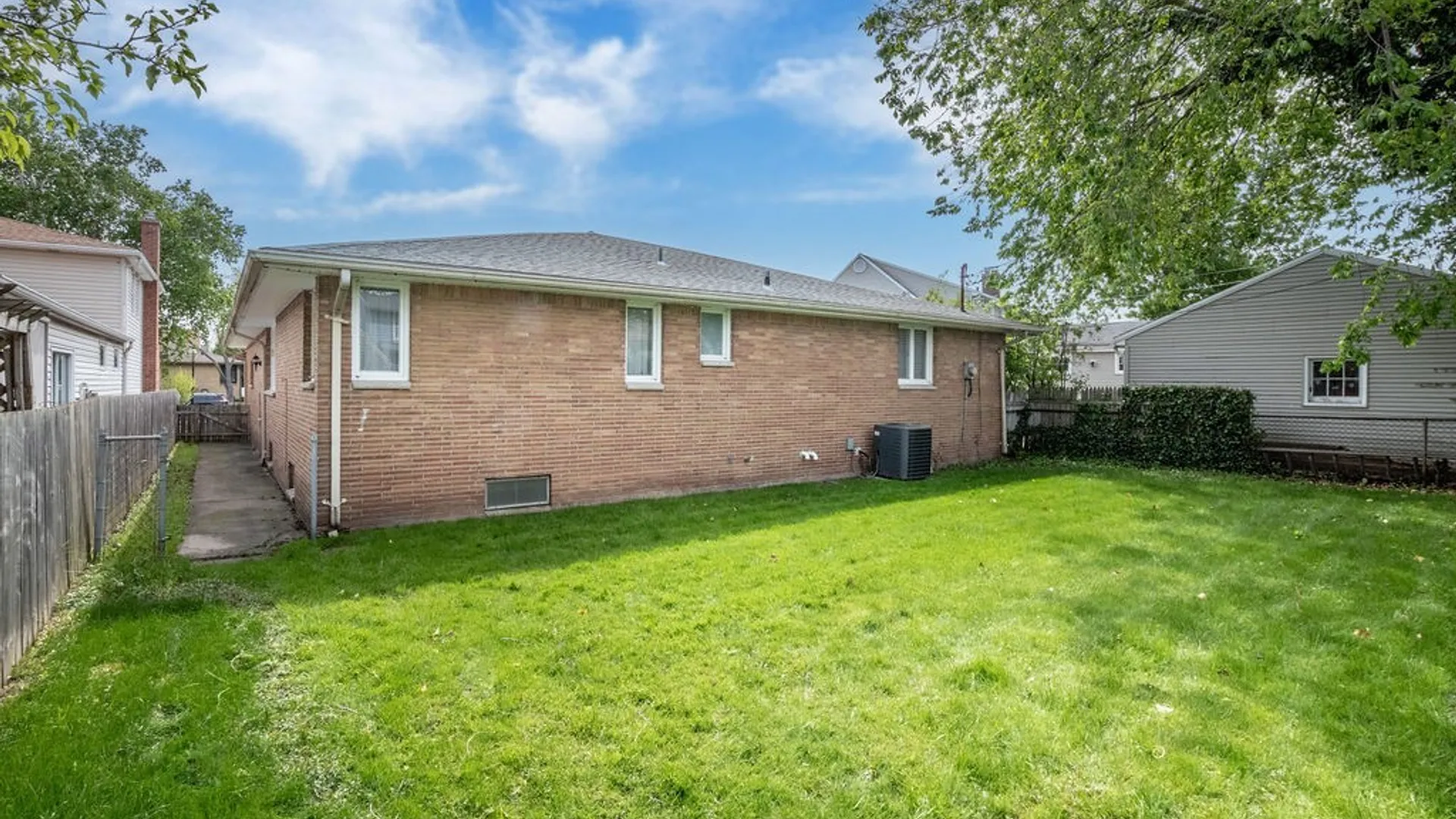 Property at 78 Snug Haven Court, Tonawanda, NY 14150 43
